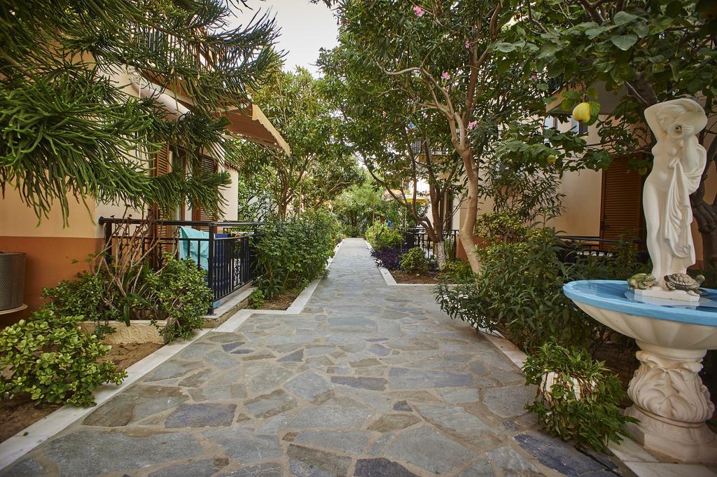 Christinantzela Apartments Kokkari Ngoại thất bức ảnh