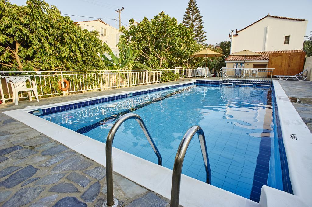 Christinantzela Apartments Kokkari Ngoại thất bức ảnh