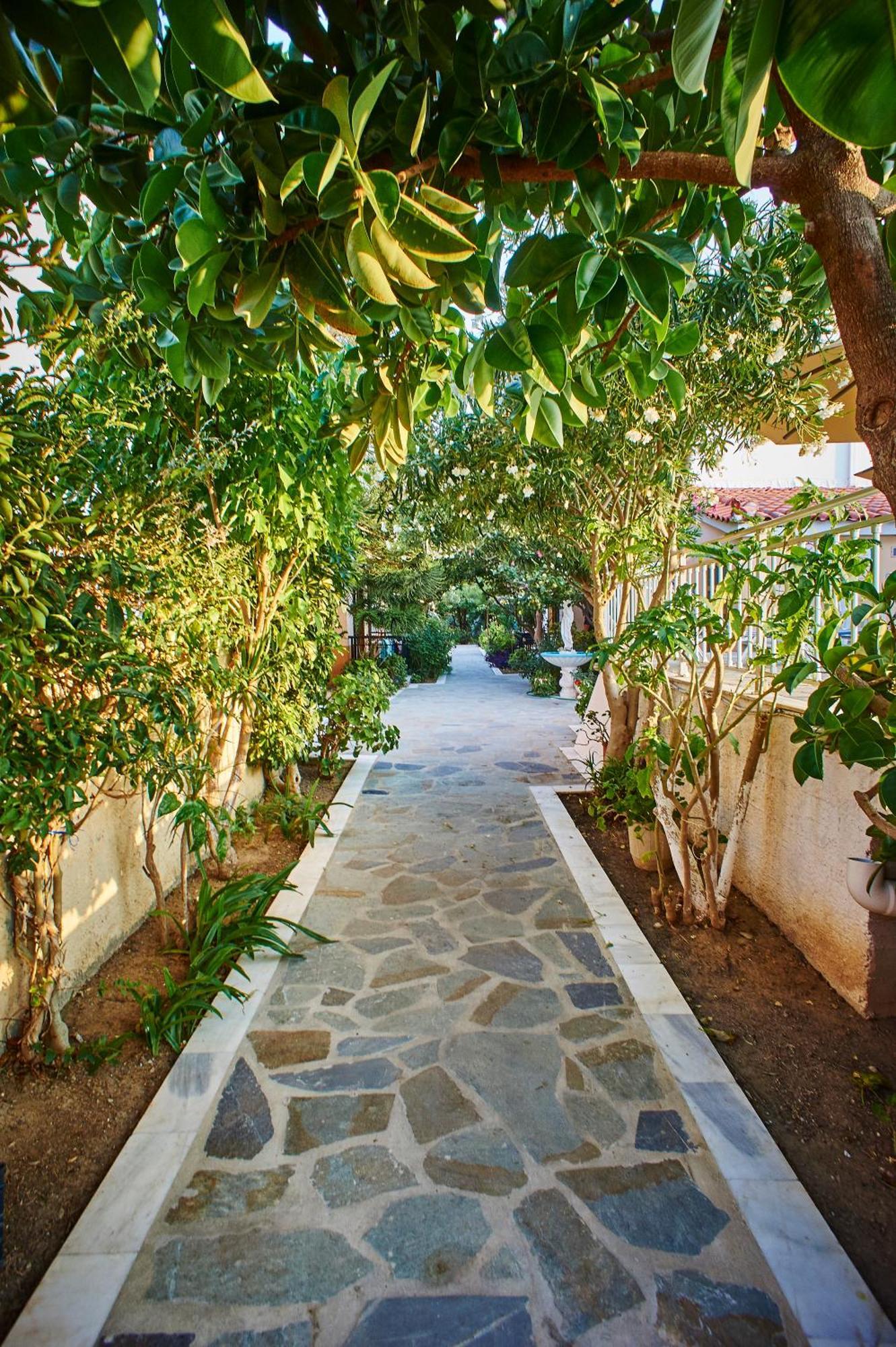 Christinantzela Apartments Kokkari Ngoại thất bức ảnh